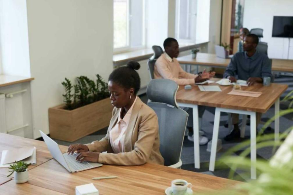 Comunidad profesional de automatización empresarial